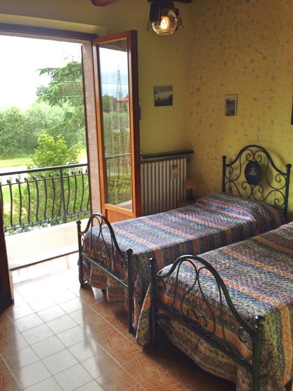 Agriturismo Azienda Agricola La Roccaia San Gimignano Zimmer foto
