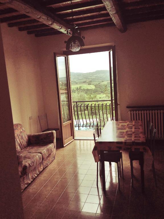 Agriturismo Azienda Agricola La Roccaia San Gimignano Zimmer foto