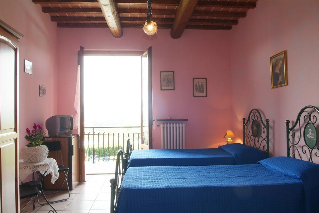 Agriturismo Azienda Agricola La Roccaia San Gimignano Zimmer foto