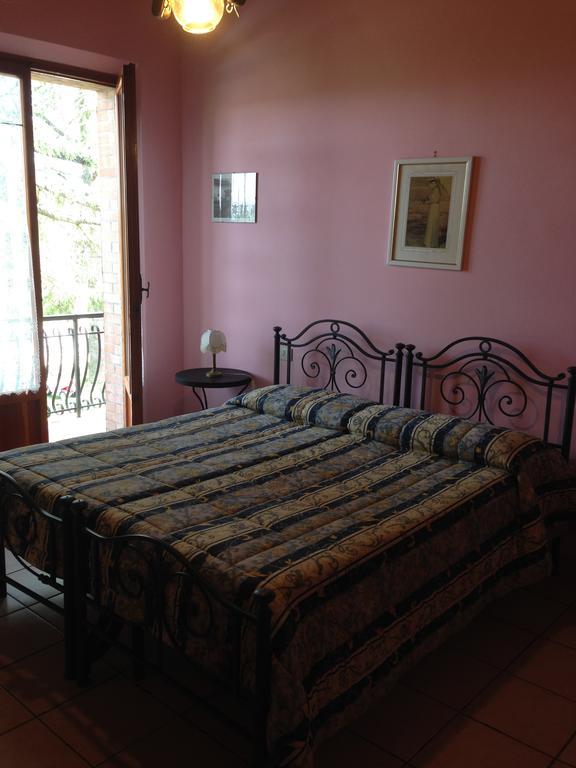 Agriturismo Azienda Agricola La Roccaia San Gimignano Zimmer foto
