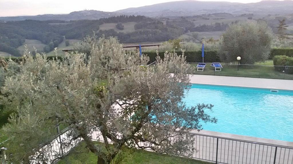 Agriturismo Azienda Agricola La Roccaia San Gimignano Exterior foto